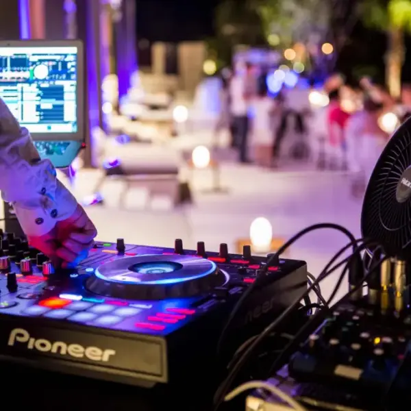 Dj Service